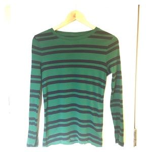 Lightweight long sleeved tee